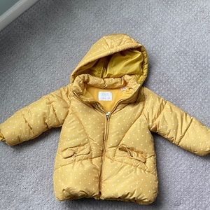 Zara Baby Yellow Dot puffer- 4/5 years